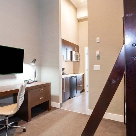 Sandman Hotel Abbotsford Airport Zewnętrze zdjęcie