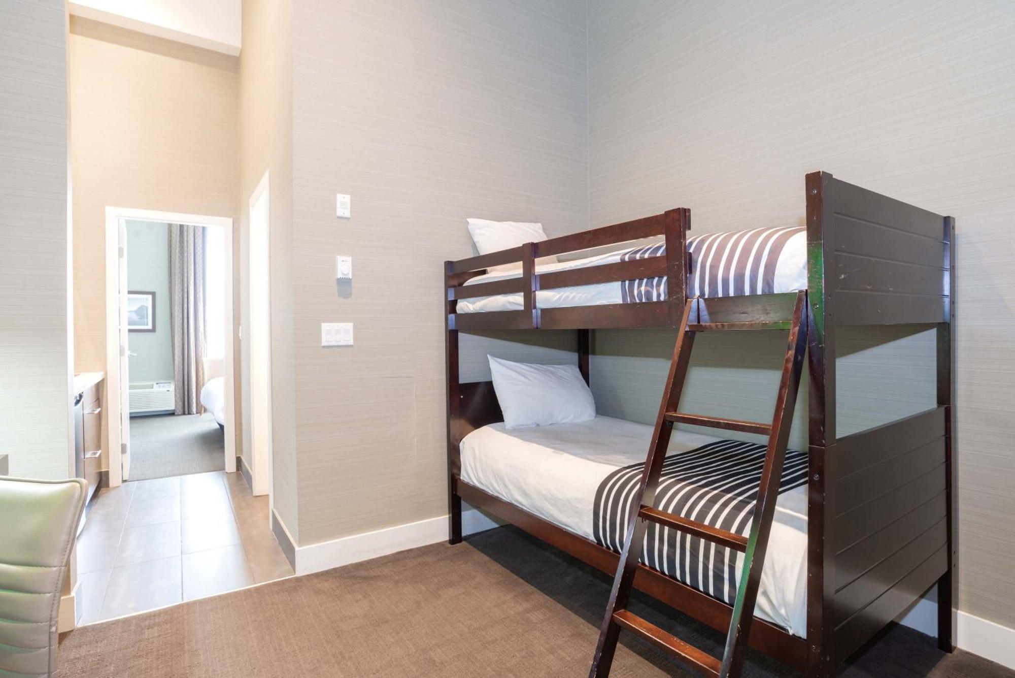 Sandman Hotel Abbotsford Airport Zewnętrze zdjęcie