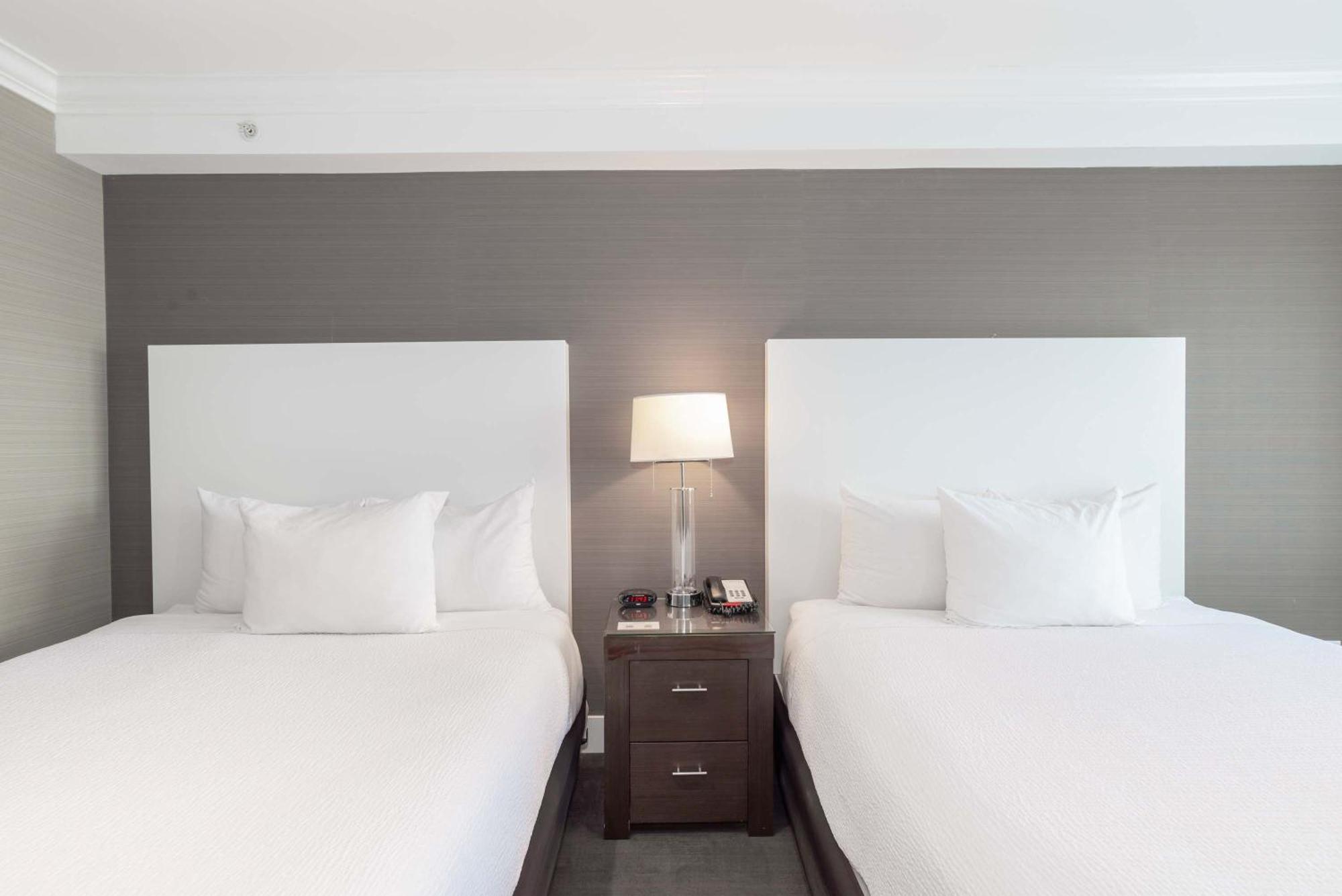 Sandman Hotel Abbotsford Airport Zewnętrze zdjęcie