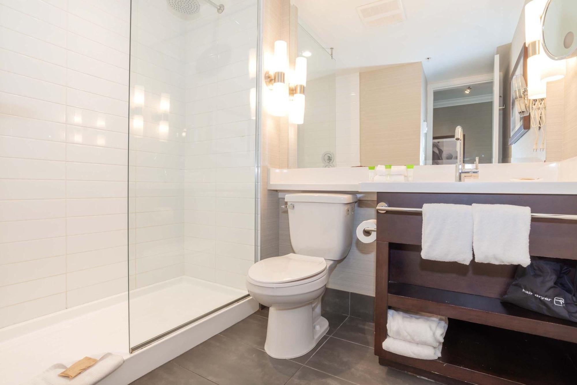 Sandman Hotel Abbotsford Airport Zewnętrze zdjęcie