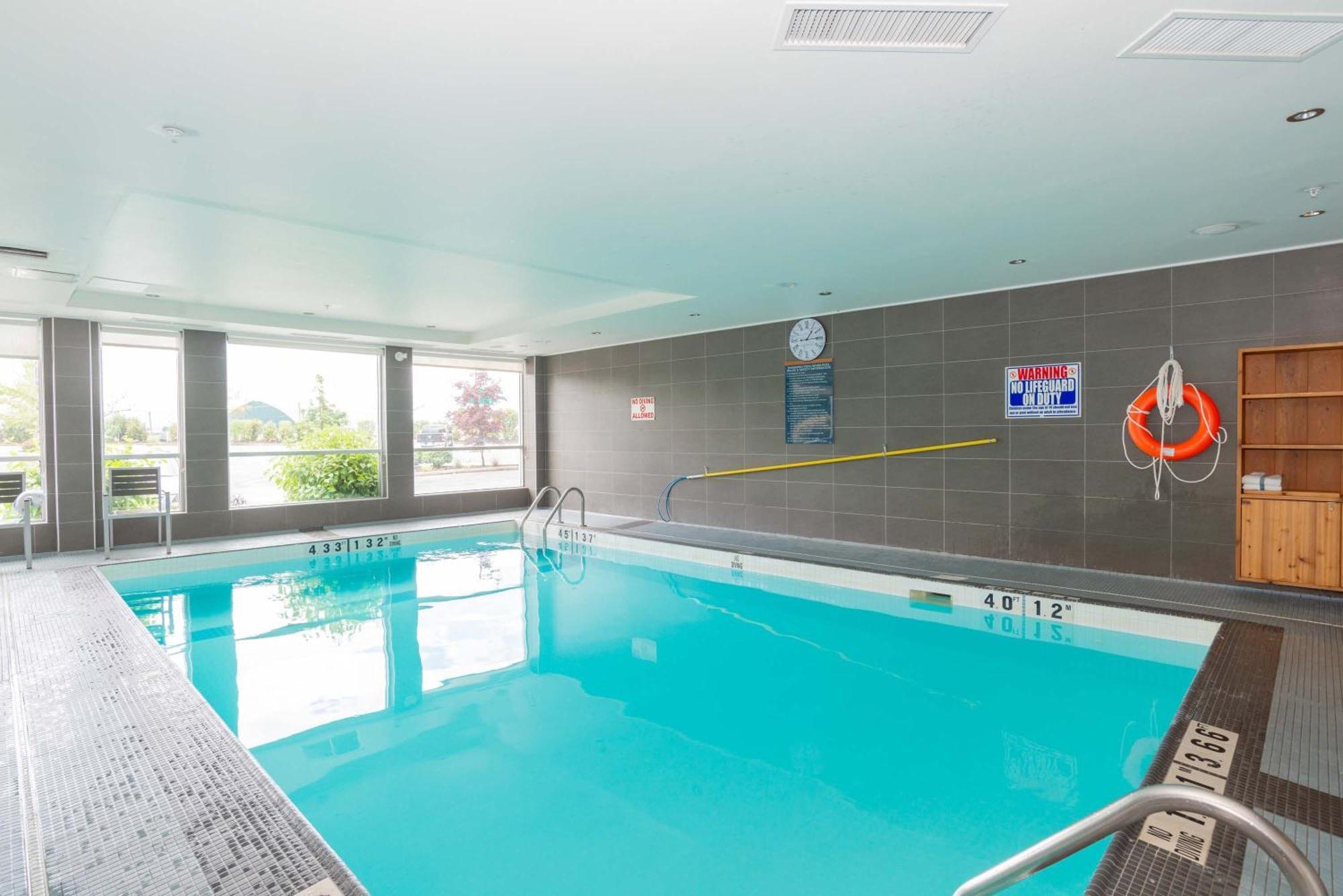 Sandman Hotel Abbotsford Airport Zewnętrze zdjęcie